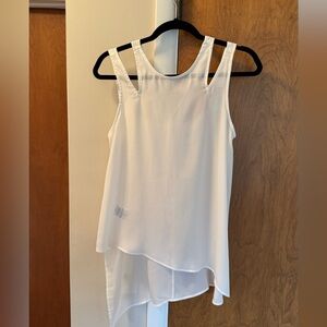 Elegant White Sleeveless Top